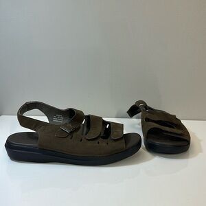 Propet Breeze Walking Sandals Size 8.5 X(2E)